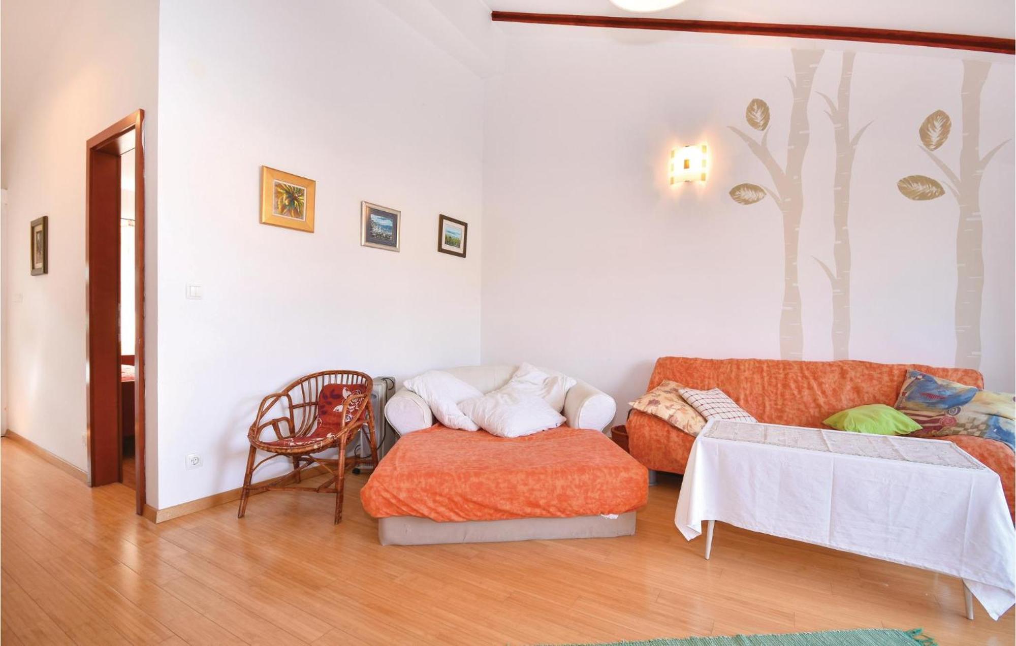 2 Bedroom Gorgeous Apartment In Stomorska Exterior foto